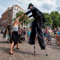 Théâtre de rue en musique